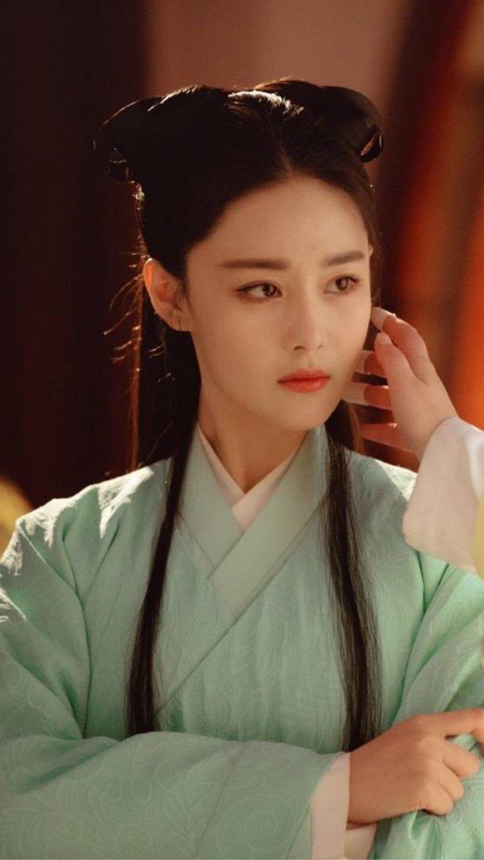 张馨予吴卓羲恋情回顾,张馨予吴卓羲现状