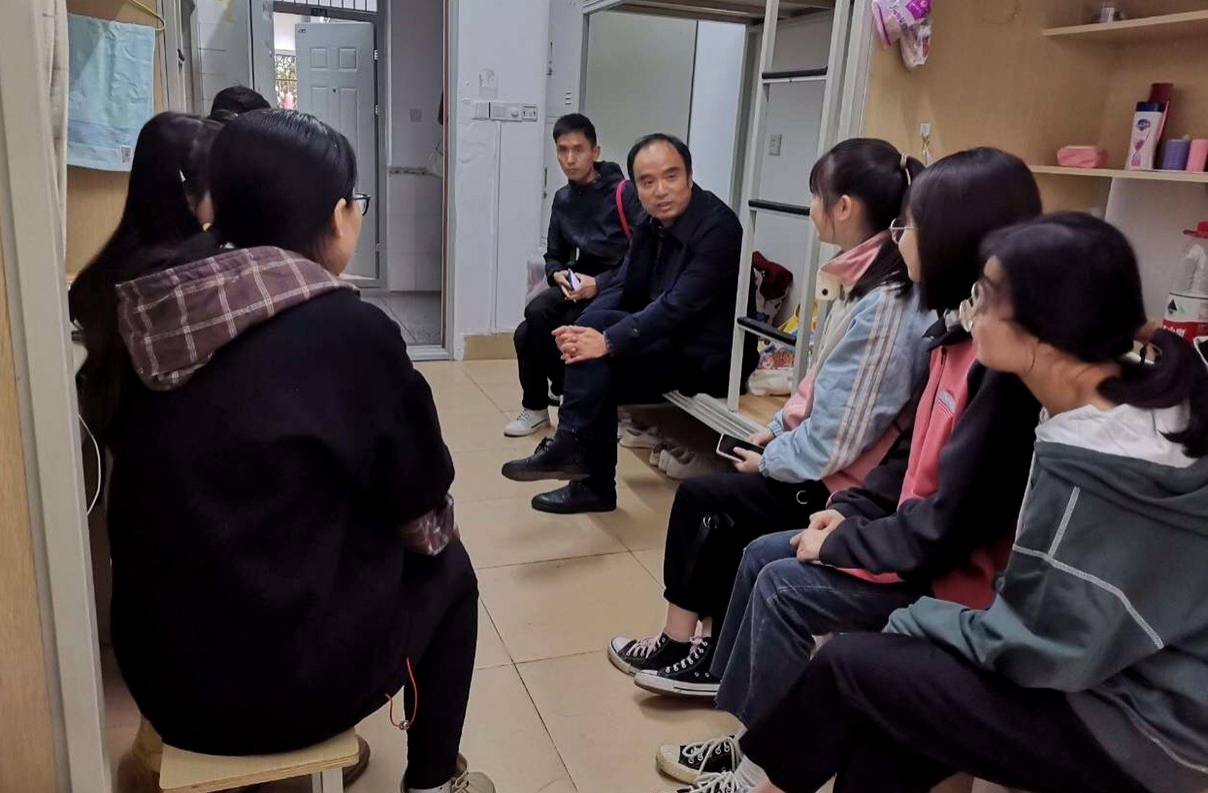 西城迎新，从“心”开始——西南科技大学城市学院迎新工作纪实