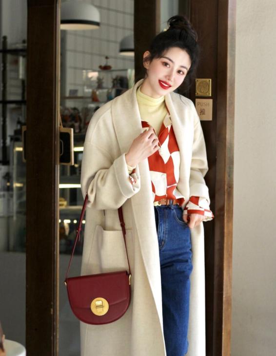 韩系大衣如何搭配冬季,韩系大衣怎么穿搭温柔气质