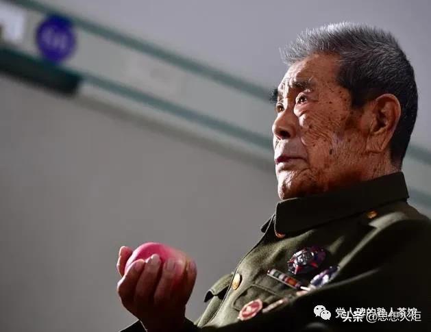 如果我以英雄自居,那我就是个政治贪污犯!