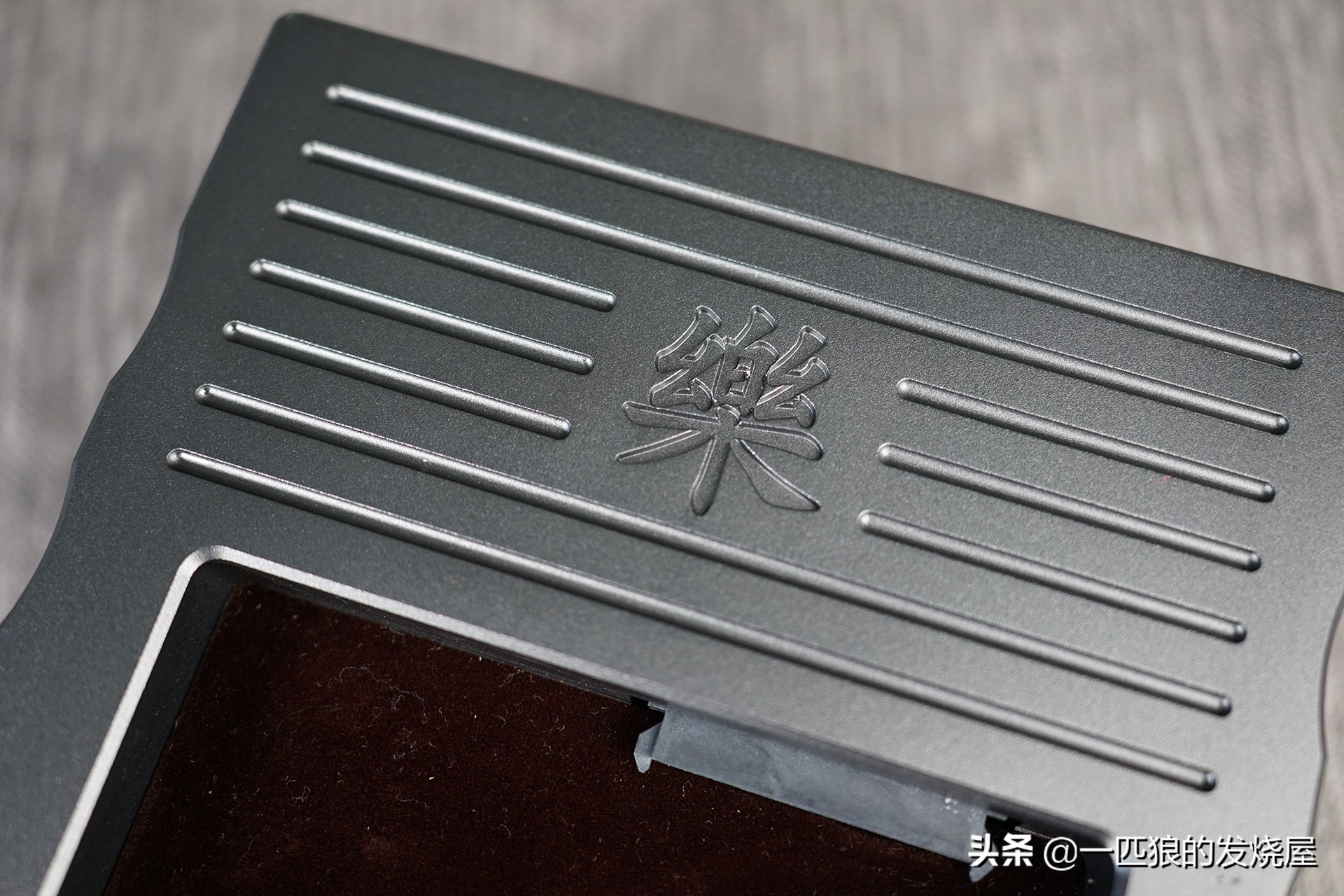 高端马甲两件套最新款爆款,马甲两件套最新款爆款