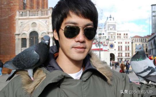 李小龙陈国坤演讲对比,李小龙经典片段陈国坤