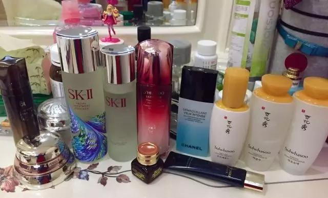 看完别人家的化妆台,可能买了假的化妆台