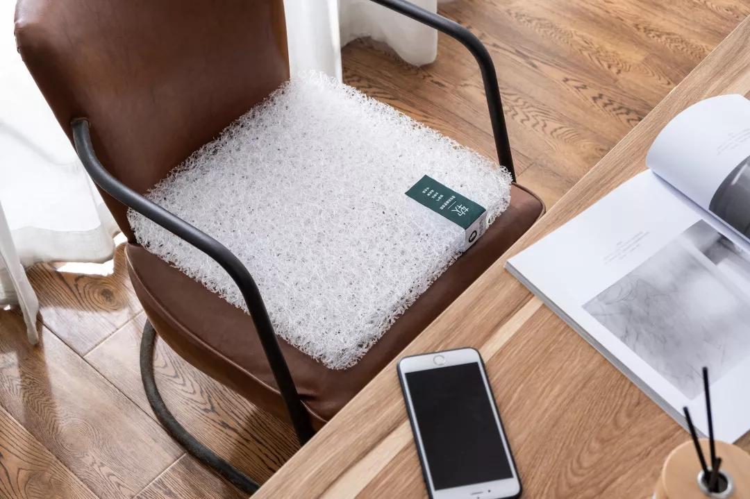 让你怦然心动的汽车坐垫,适合久坐上班族透气的坐垫