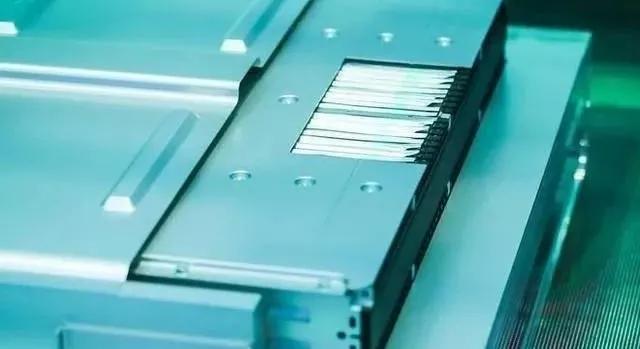 固态电池电动汽车最新消息,纯电汽车的未来是固态电池