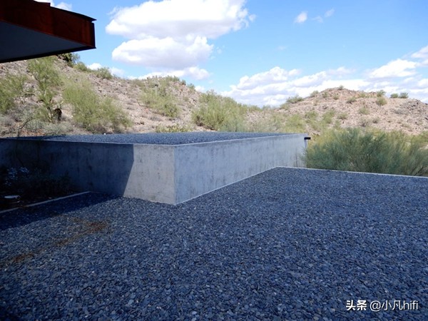 一切都是“最好的”：山谷里的AV乐园