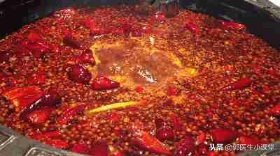 孕妇吃辣椒胎儿皮肤黑,孕妇吃辣椒对胎儿造成哪些影响