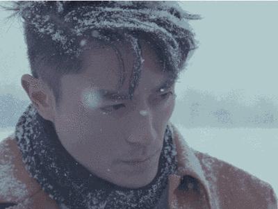 朱一龙霍建华睫毛,朱一龙睫毛有多长