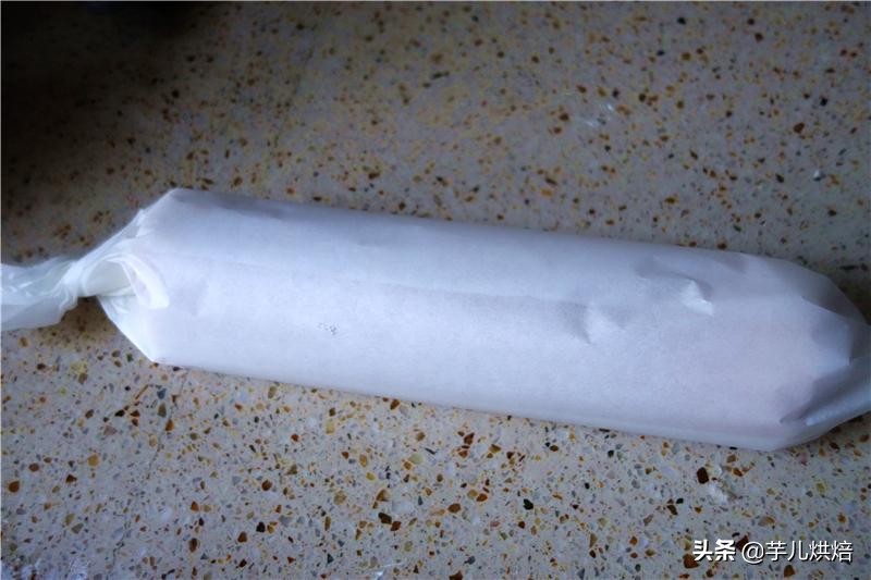 卷不裂的蛋糕卷怎么卷,蛋糕卷怎么卷才成功窍门