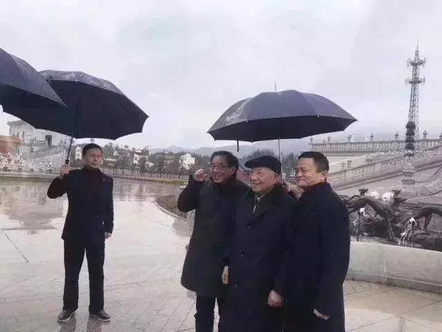 卖粪发家的收入,卖粪起家