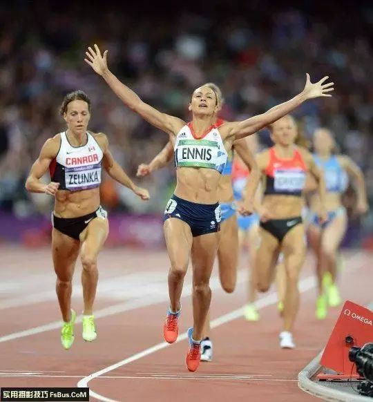 如何拍摄运动员运动瞬间,运动会各种项目的拍摄技巧