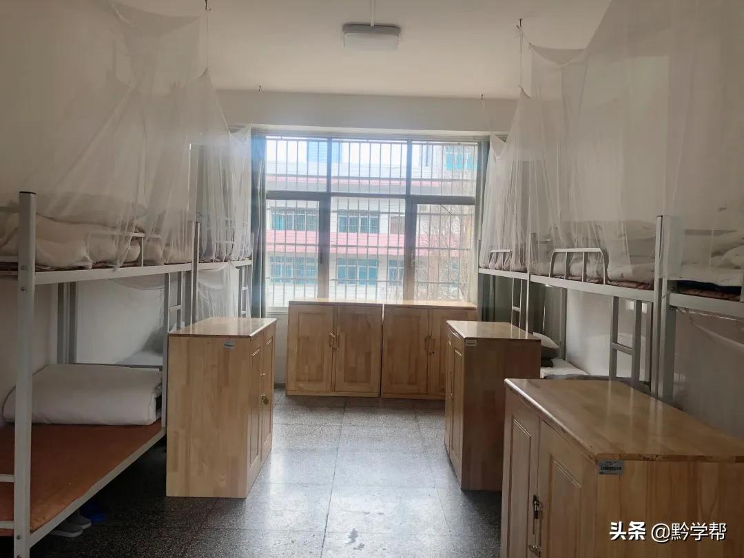 一区四室,一至四年级返校复学