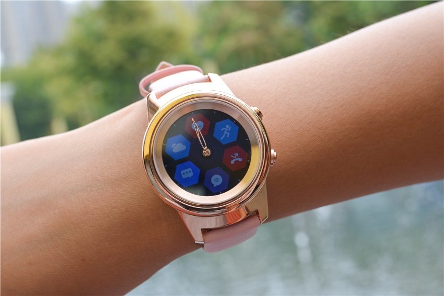 爱国者大品牌智能腕表,爱国者智能手表有g30吗