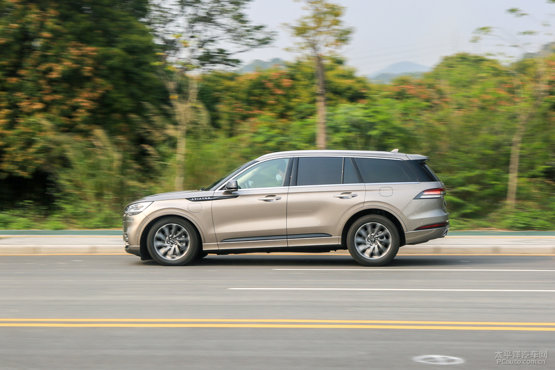 深度试驾体验林肯飞行家phev,宝马x5phev和林肯飞行家