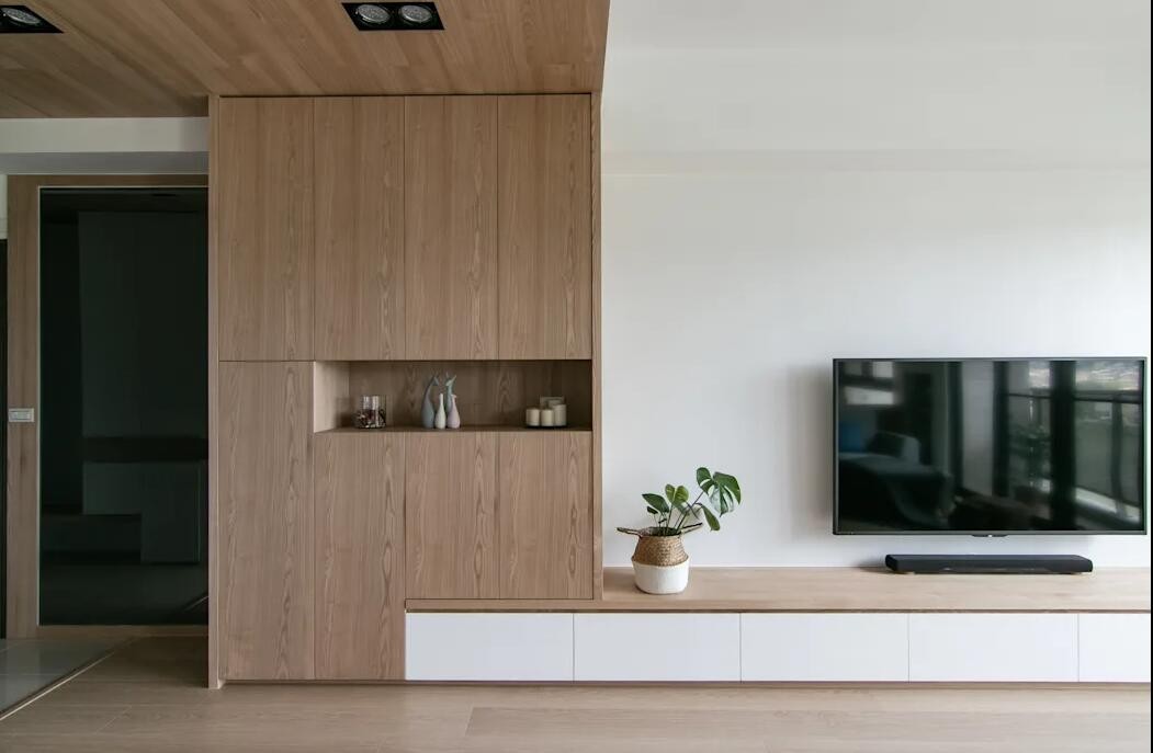 电视墙收纳柜靠外边留多少,家里电视柜到顶收纳