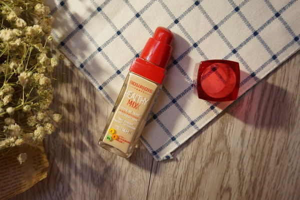 200元以下不暗沉的好用的粉底,超级便宜但好用的粉底液