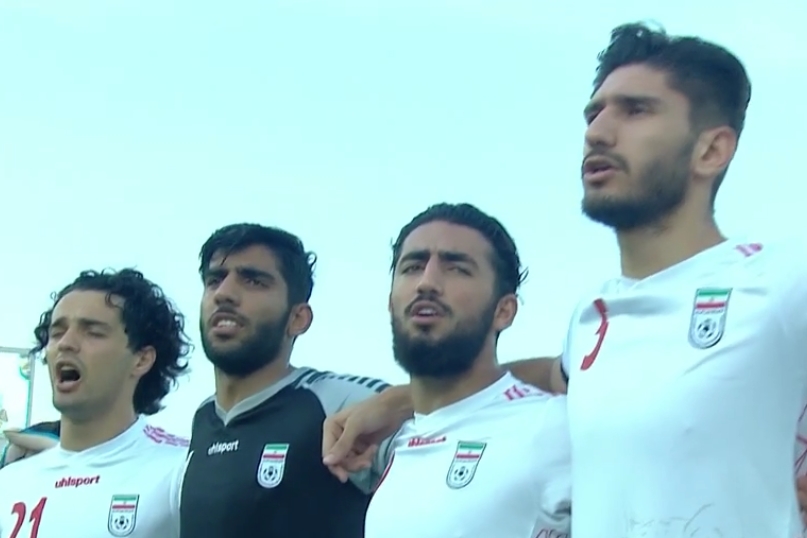 国奥5分钟丢两球,眼神防守合集