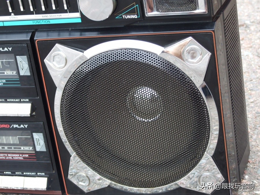 80年代便携式录音机图文,80年代手提式录音机