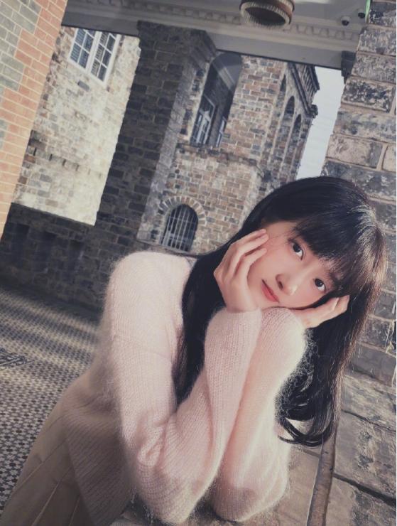 鹿晗微博瘫痪事件时间,鹿晗让微博瘫痪