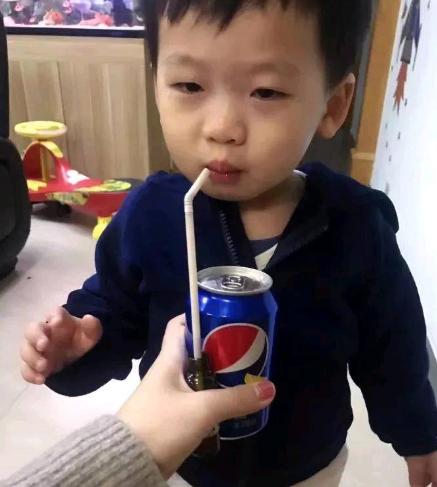 儿科医生建议给孩子吃的食物,儿科医生四种食物不能给孩子买