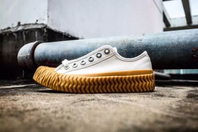 盘点2022年女鞋流行趋势,如何了解每年女鞋流行风格和趋势