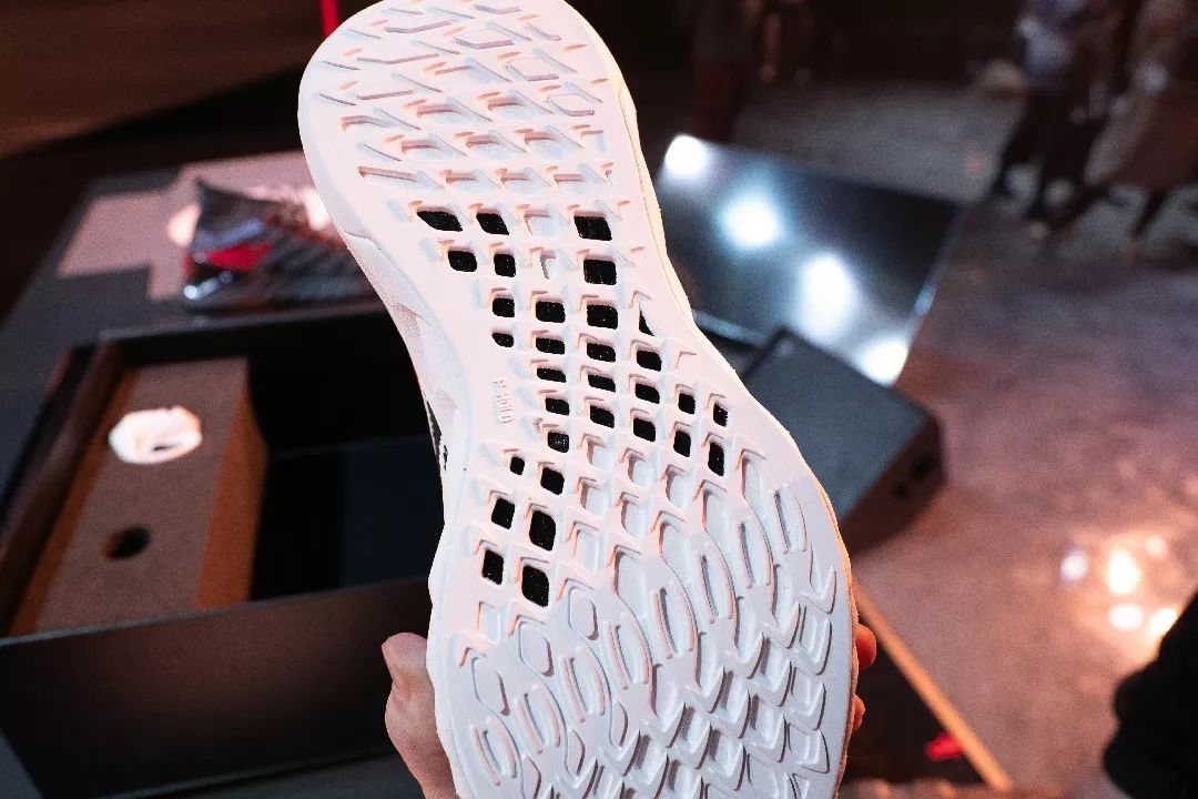 匹克4.0真实测评,匹克p-soon科技回弹率