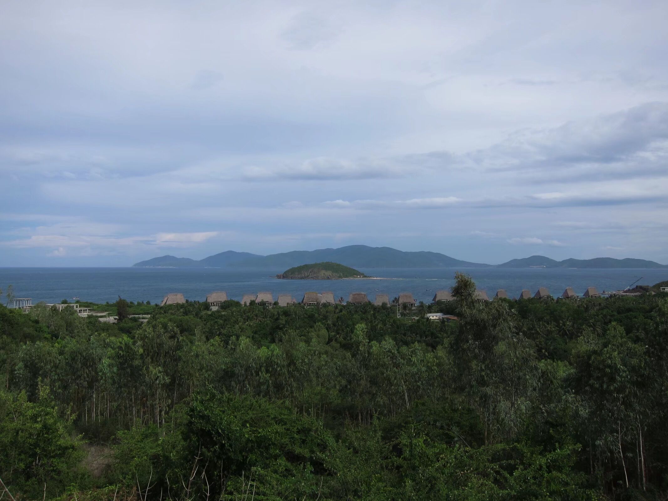 第一次越南旅游芽庄,越南芽庄骑行旅行