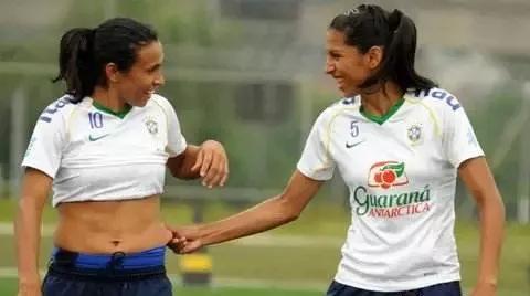 减掉腰间赘肉和肚子,减掉腰间赘肉的视频