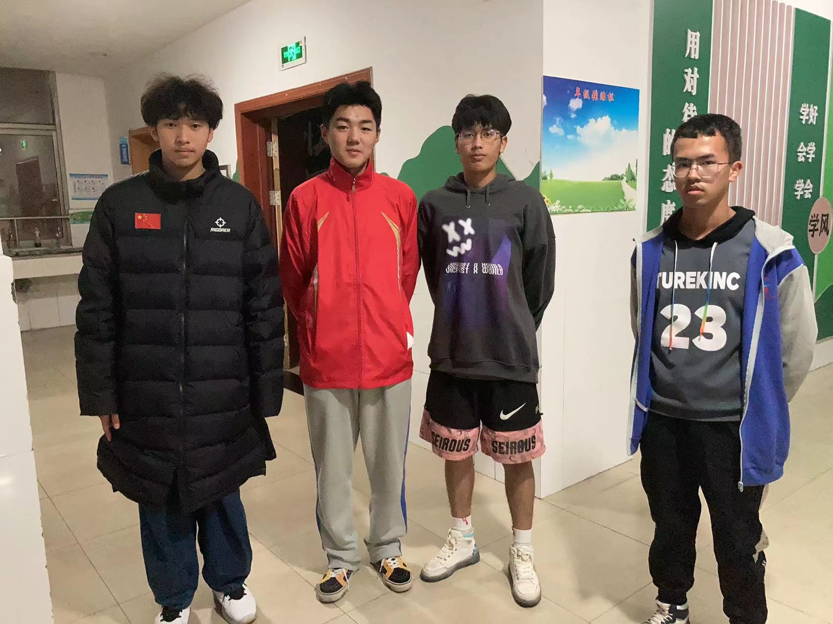 开学第80天：英语朗读批阅赏足球联赛负轻伤