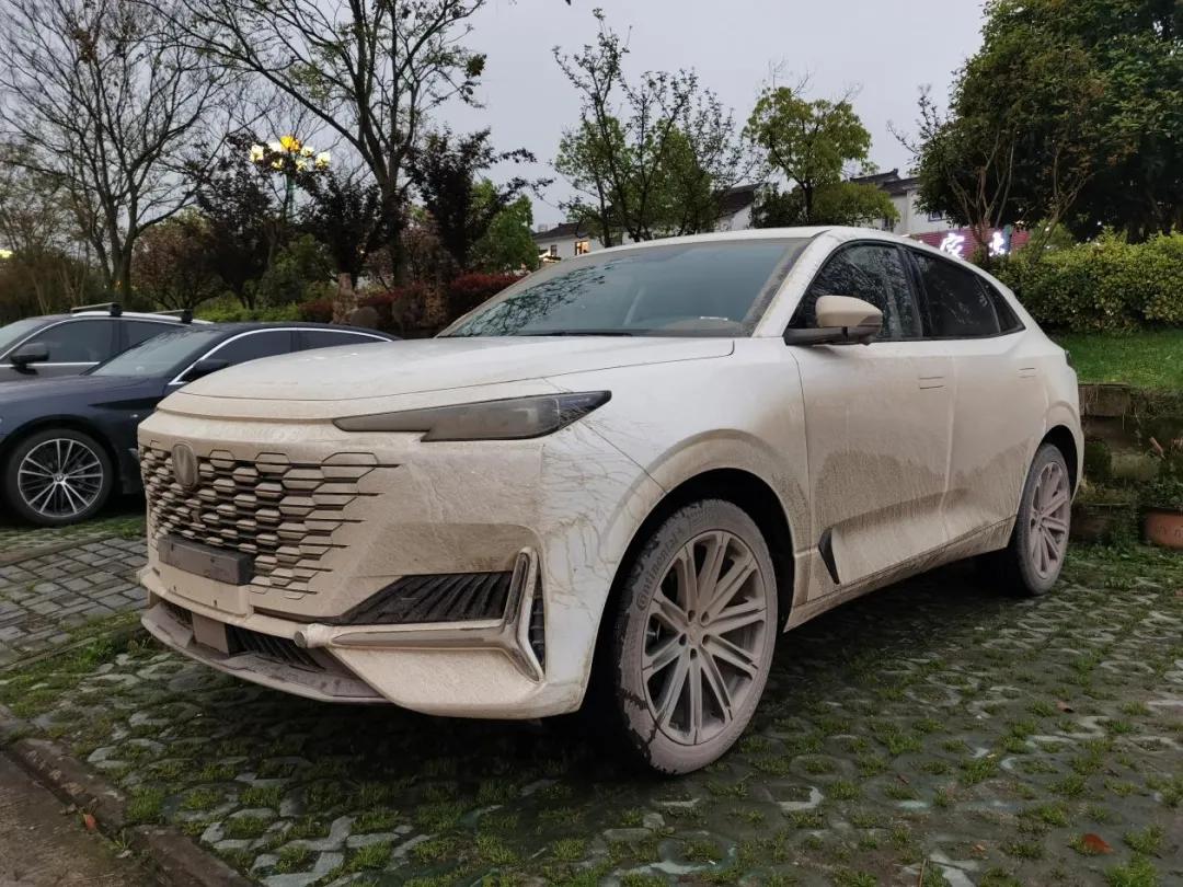 长安uni-k油耗在哪显示,长安uni-k四驱耐用么