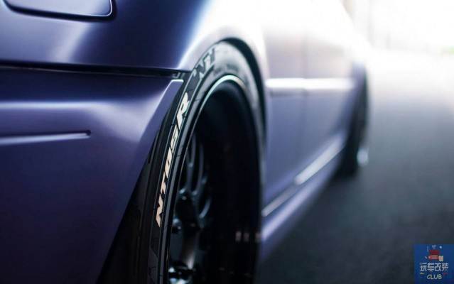 这是一辆真正的“宝马”！来自2002年的哑光紫宝马M3