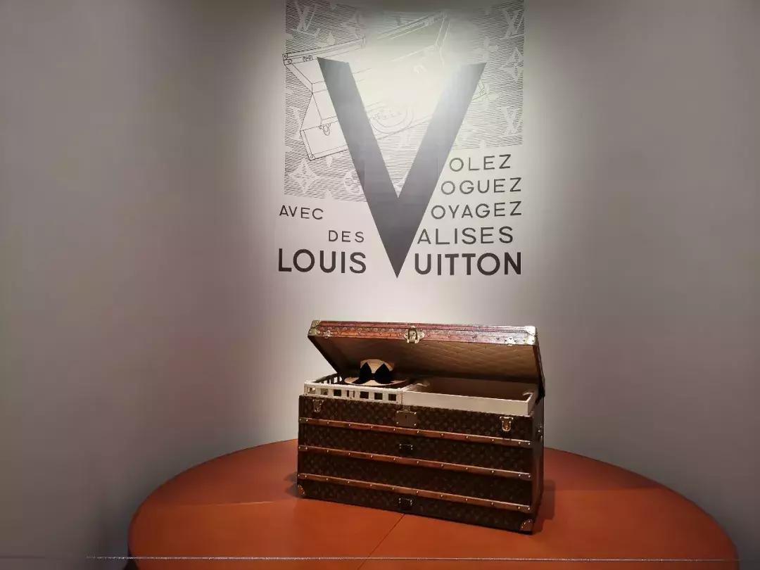 上周日,我把LV展变成了饼家妹子4周年汇报秀!