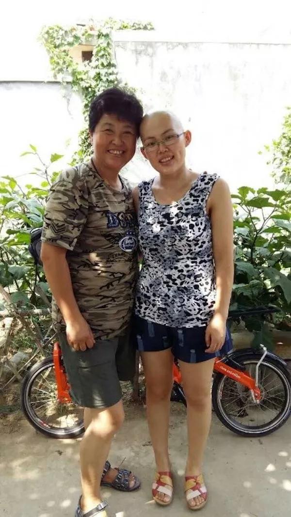 失去乳房的女人们，挣脱了死的阴影，又跌入了生的困局