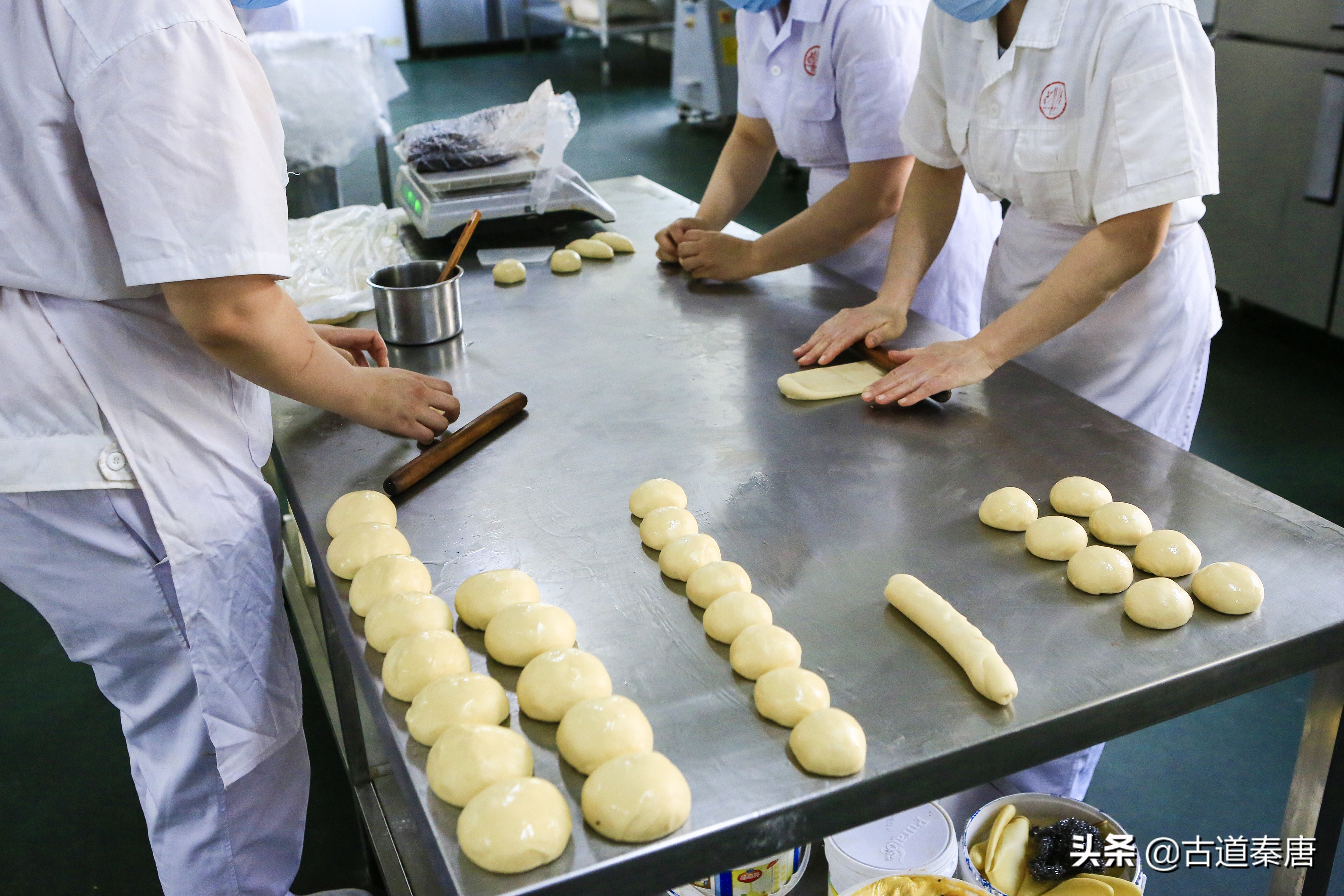 辽阳老世泰糕点直播间,辽阳老世泰佰亿店电话