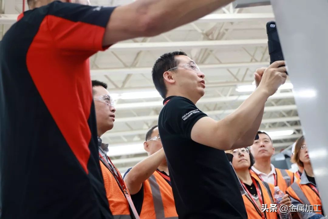 美国哈斯加工中心视频,美国哈斯数控加工中心视频