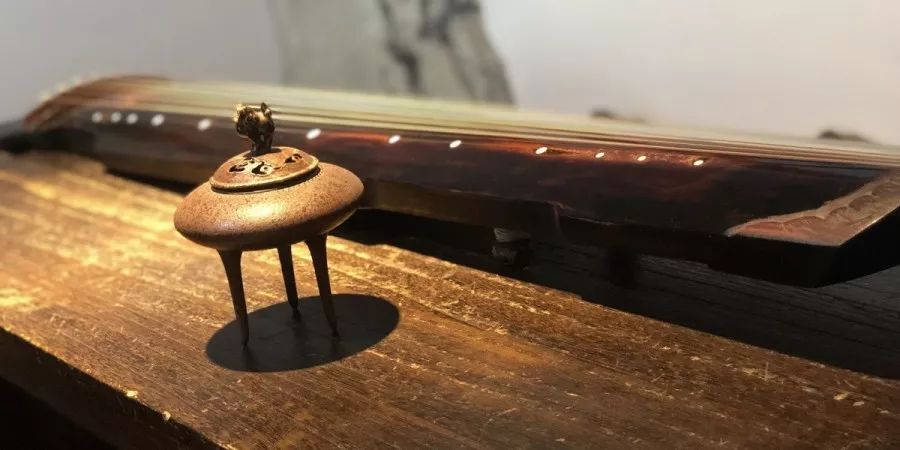 古琴弦的正确保养方法,古琴弦保养用甘油还是凡士林