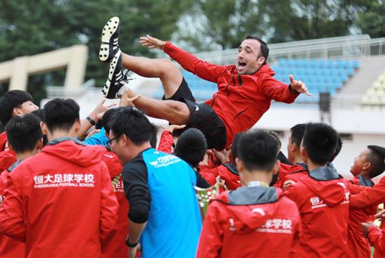 恒大再出大手笔！投入巨资打造马德里冠军赛助力中国青训