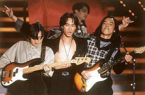 歌迷合唱海阔天空披荆斩棘,披荆斩棘大合唱海阔天空