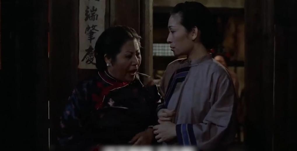 贫贱女子贪图富贵嫁入豪门，却与小叔暧昧逼死残疾丈夫：《怨女》