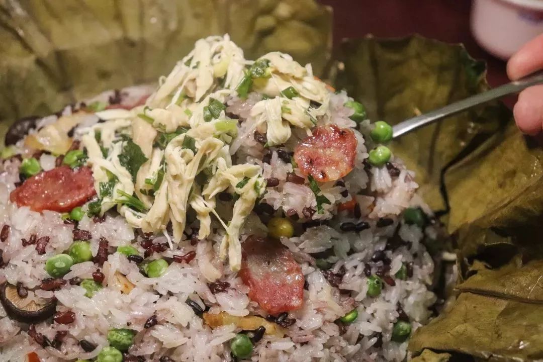 铜盘焗鸡的正宗做法,特色铜盘焗鸡