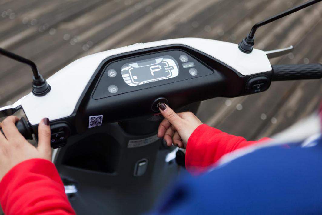 新电动车电池质量问题怎么解决,电动车电池为何越来越不耐用