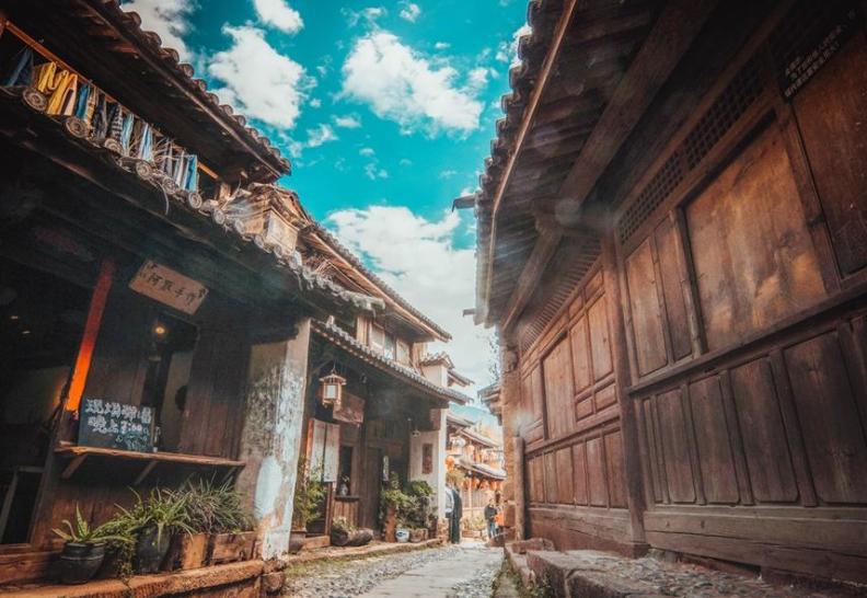 云南5日游攻略情侣,厦门和云南哪个更适合情侣去玩