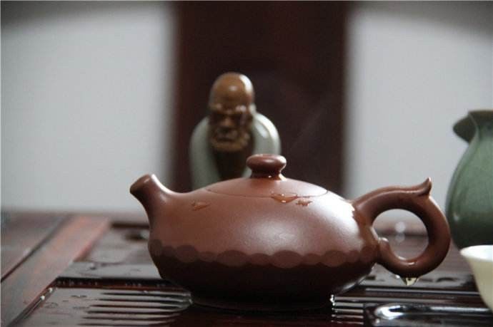 低质量社交不如高质量独处的人,想低质量的社交不如高质量的独处