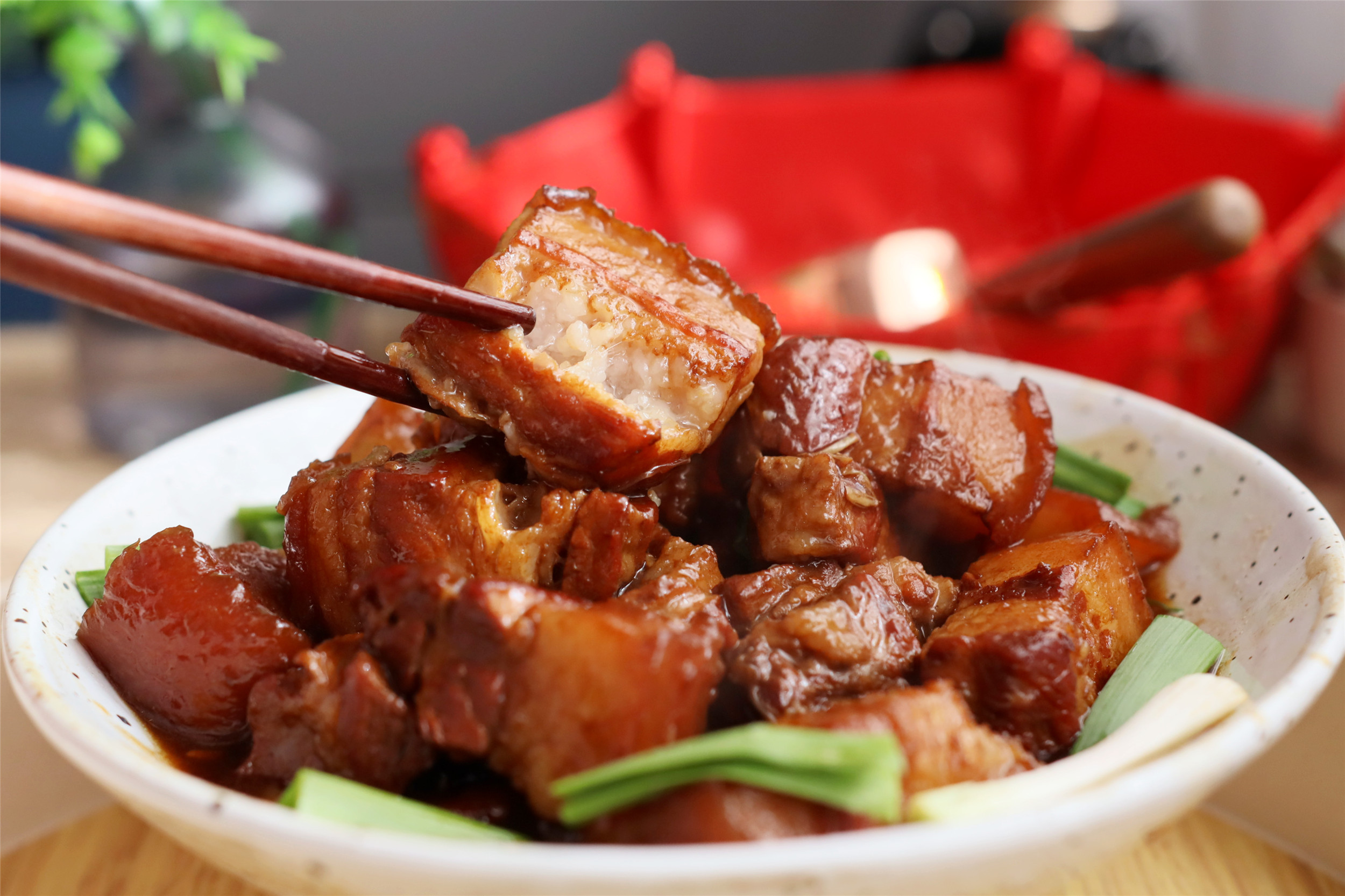 肥而不腻入口即化的红烧肉,做红烧肉记住3个关键步骤