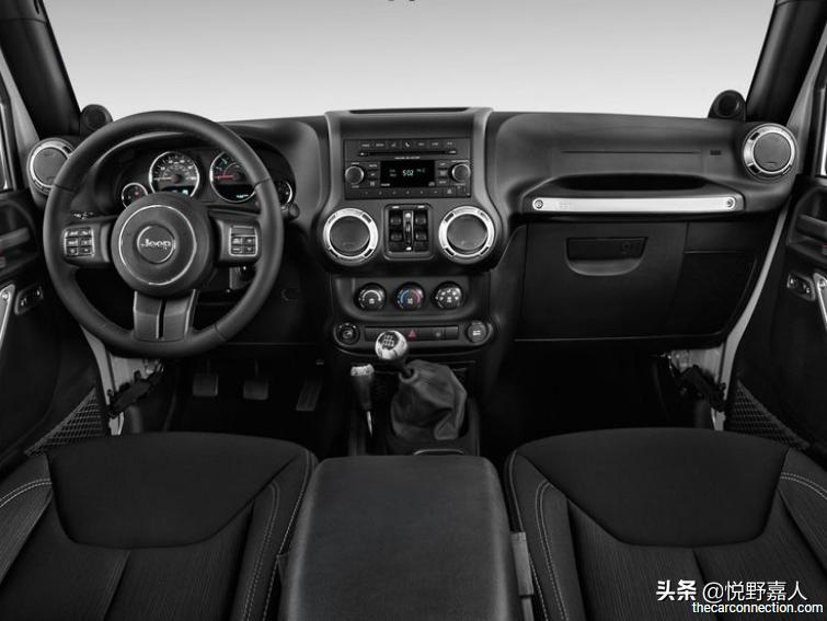 最老的牧马人越野吉普车,牧马人内饰史