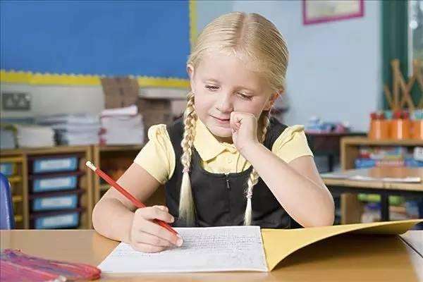 孩子背书记不住，家长干着急，可以试试这些方法