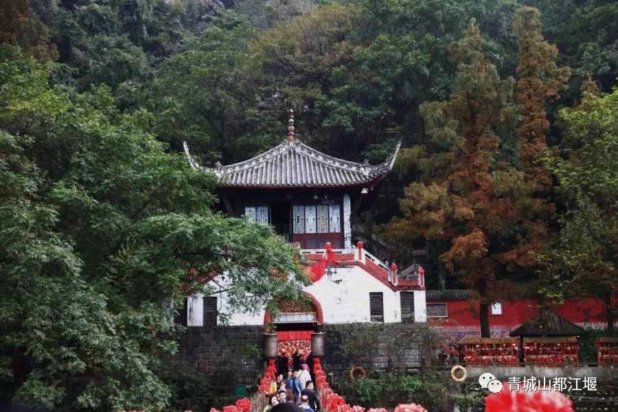 在古村落拍照怎么摆姿势好看,在古堰拍照姿势