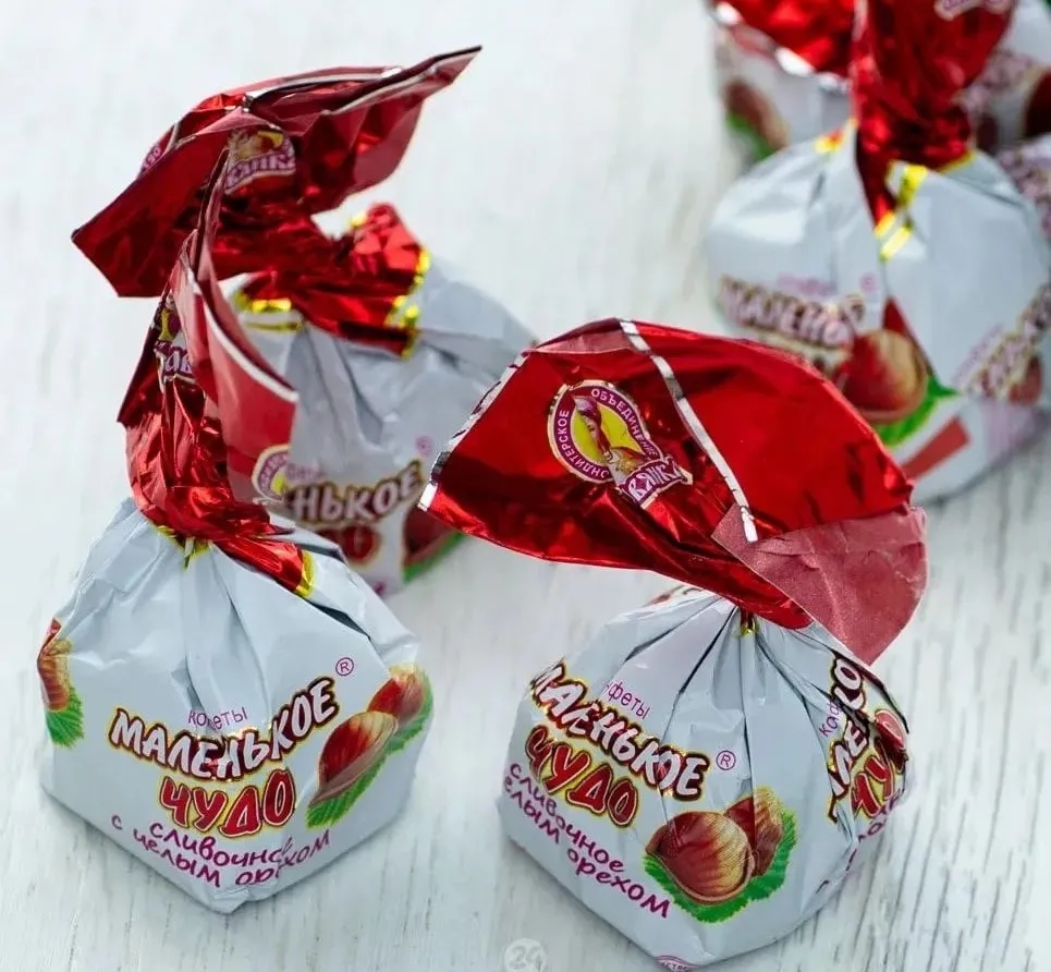 俄罗斯蜂蜜拉丝饼干推荐,俄罗斯甜到腻的夹心饼干