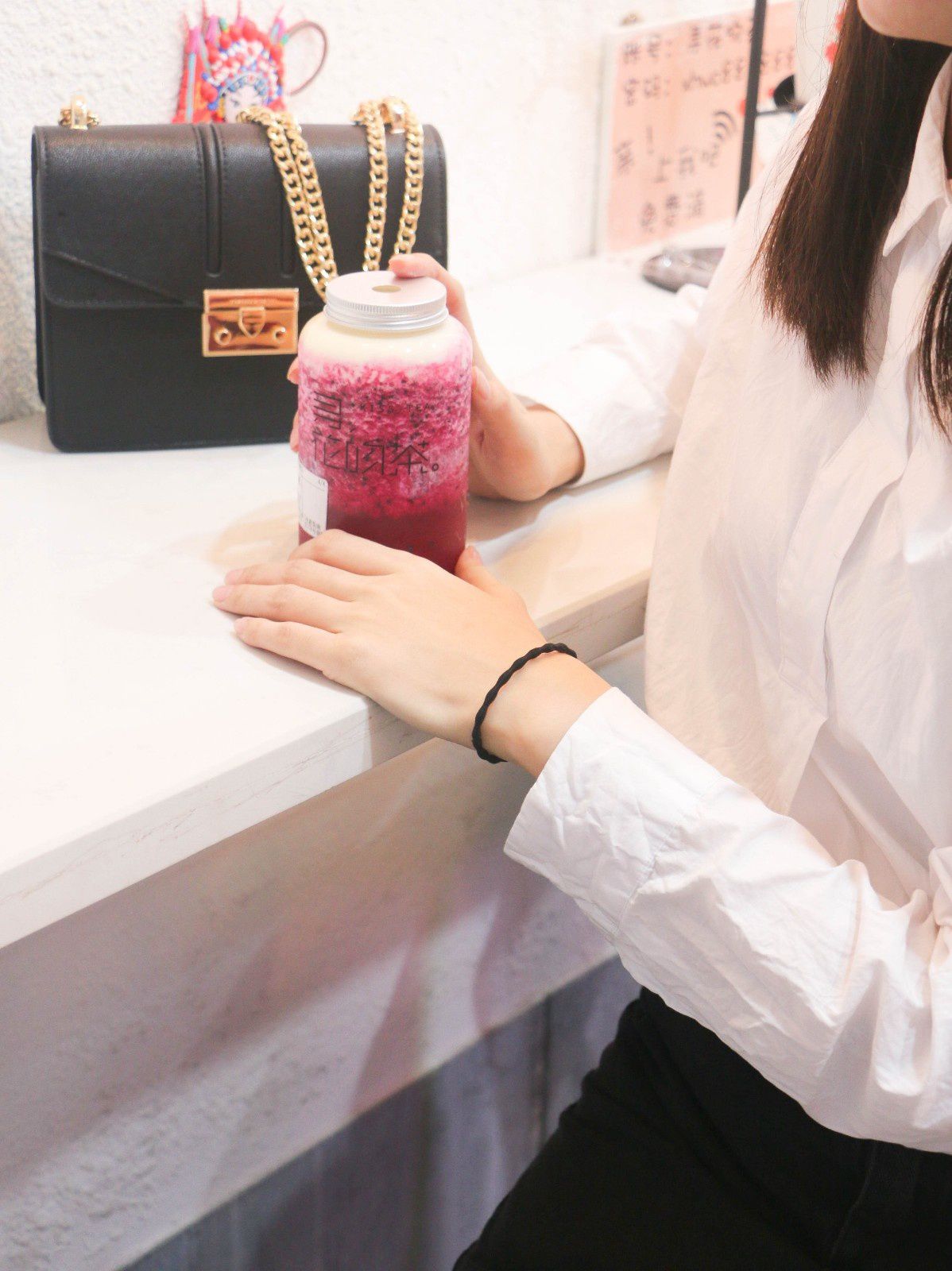 火爆珠三角的网红奶茶店来了，还带着宫崎骏设计的杯子！