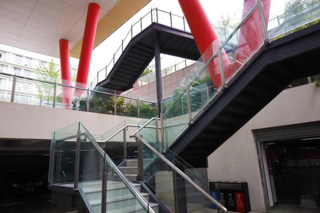 沪上“花园式”工地办公是怎样的体验?来看看这个白玉兰奖工程吧